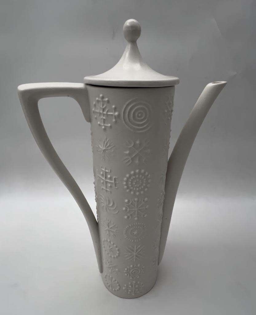 Totem Portmeirion white coffee set 1961