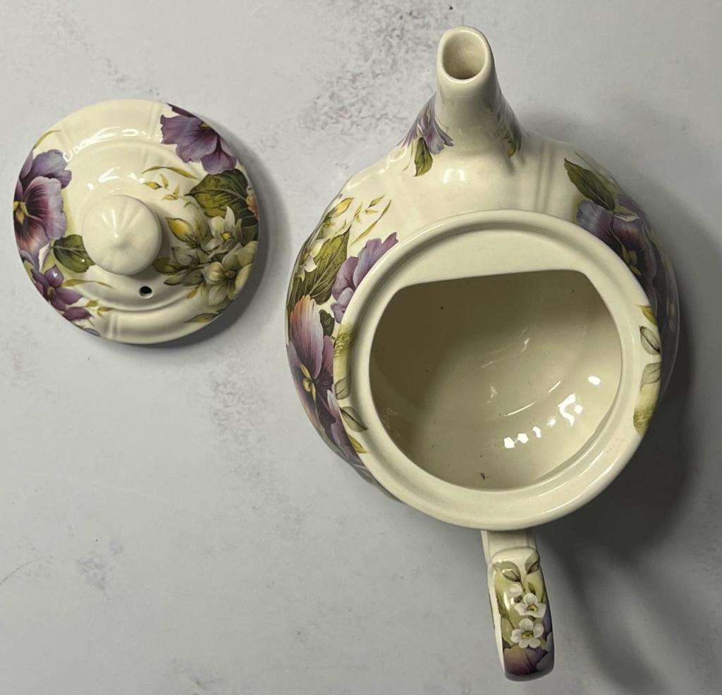 Vintage Sadler Windsor England Teapot Purple Pansy Flower Pattern
