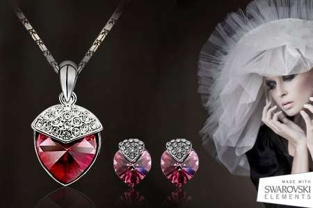 Look Glamorous with a Stunning 18K Gold Plated Necklace & Earrings Set made from Swarovski Elements