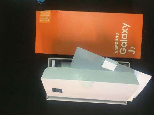 Samsung Galaxy J7 Duos like new in box