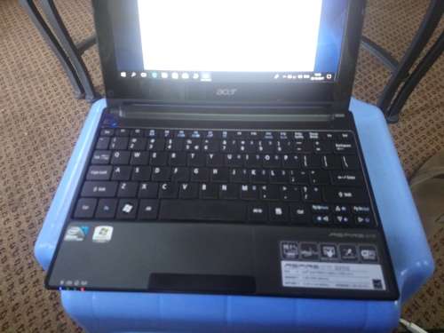 Acer Aspire one like new