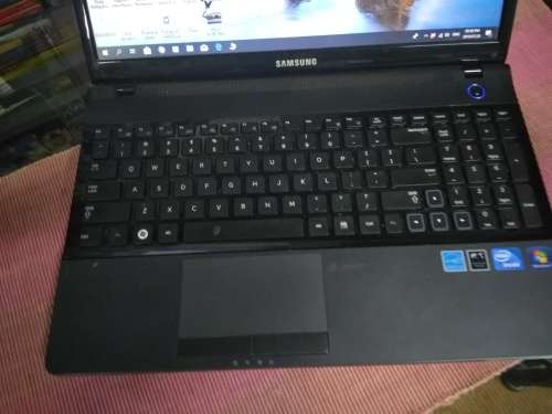 SAMSUNG Series NP300E5C