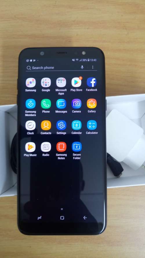 Samsung Galaxy A6+ Black 6 INCHES IN BOX