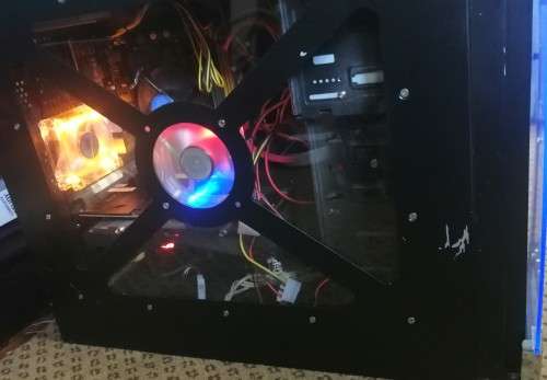 7th Gen computer tower,500gb harddrive 4gb ddr4 ram