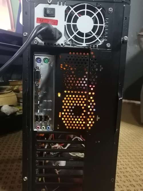 7th Gen computer tower,500gb harddrive 4gb ddr4 ram