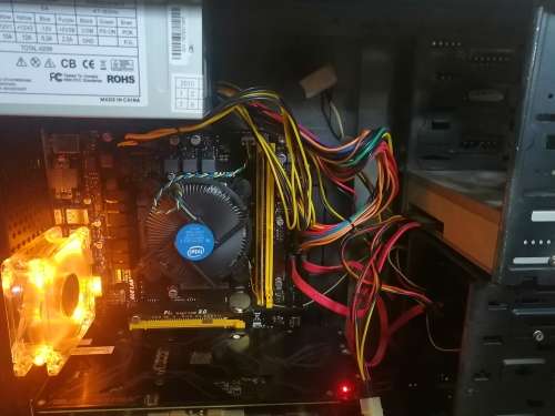 7th Gen computer tower,500gb harddrive 4gb ddr4 ram