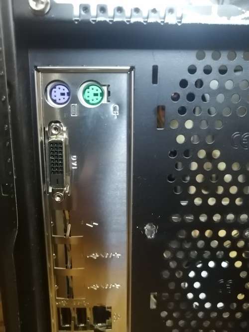7th Gen computer tower,500gb harddrive 4gb ddr4 ram