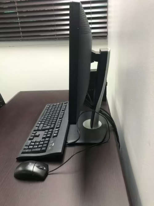 Dell Thin Client with Monitor. Cheap complete computer setup 22 INCHES MONITOR 120GB HDD