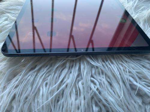 Apple iPad Pro  4th gen 12.9 inch WiFi 128GB Space Grey, excellent condition