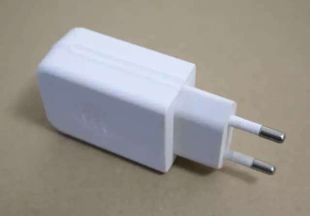 USB 2A Power Adapter