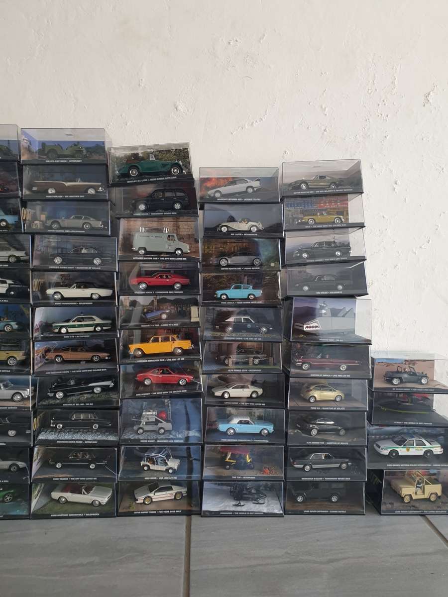 James Bond car collection - 77 cars!!