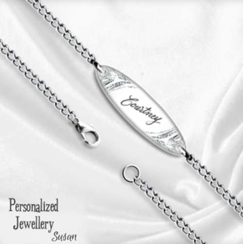 Personalized Stainless Steel Chain Bracelet: Victorian Design