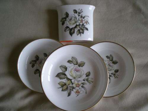 Four Piece Pin Tray Set. Royal Worcester. White Rose. OLD
