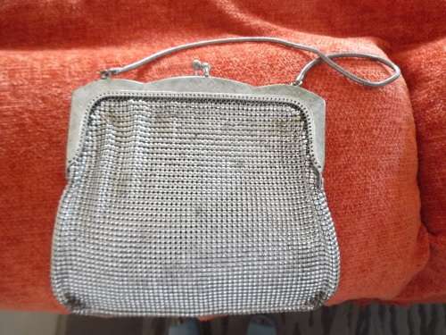 Vintage Art Deco Silver Mesh Evening Bag. 1950-1960