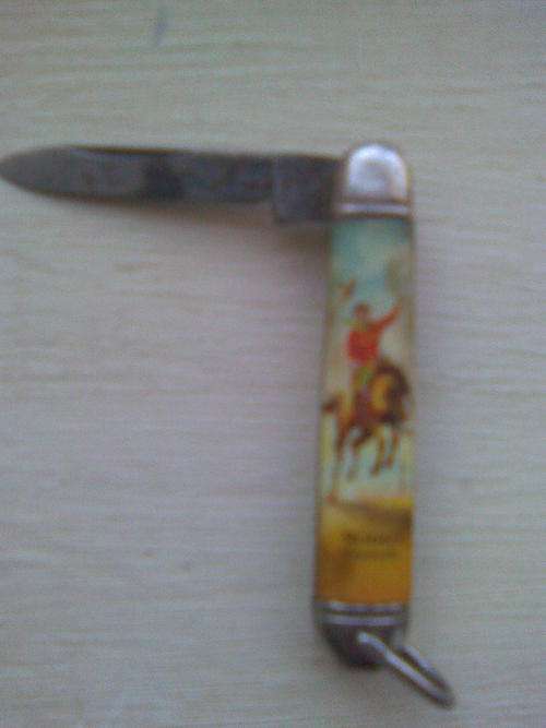 DETAILED POCKET KNIFE