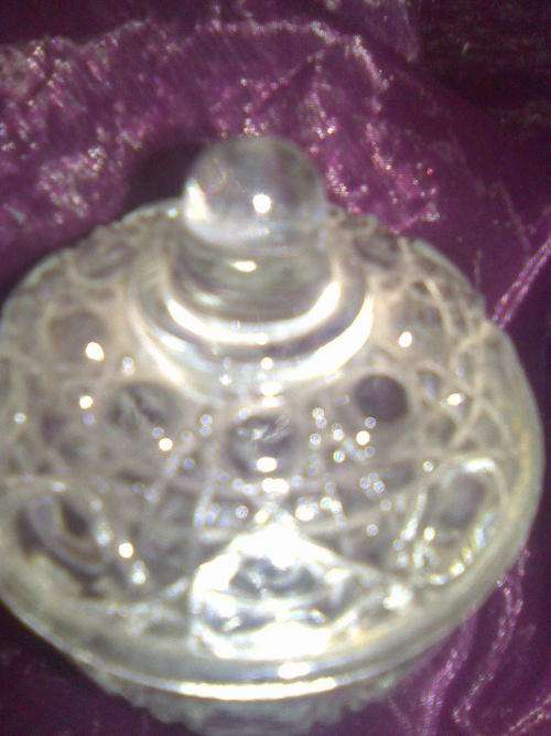 1900's STUNNING ROUND TRINKET BOX