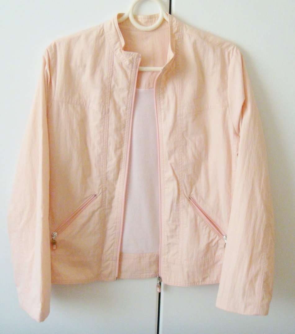 Beutiful salmon jacket - Size 34 - 36 - Fully lined including the sleeve