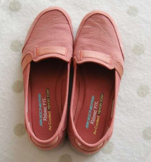 SKECHERS -  Grey ladies  - Size 4.