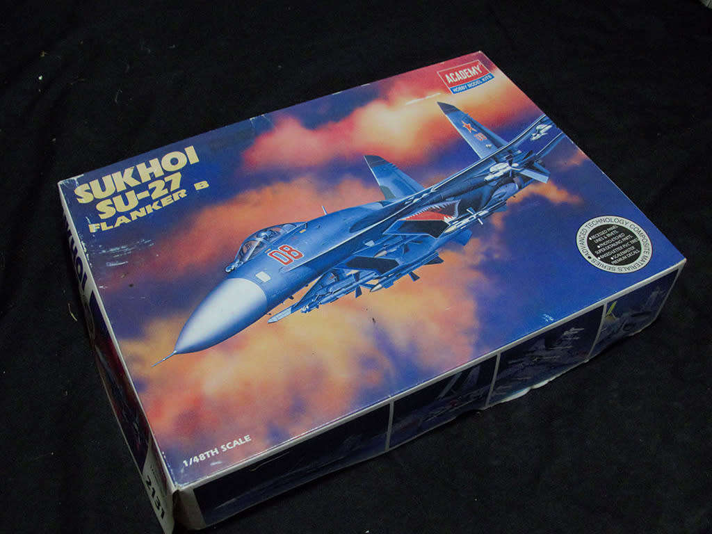 MODEL KITS FOR SALE - MIG-29 & SU27