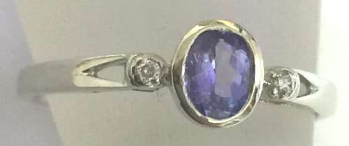 Petite Tanzanite Dress Ring