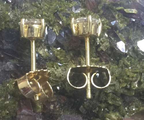 18ct Yellow Gold 0.35ct Diamond Studs