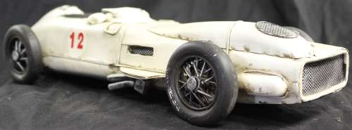Tin racing car model