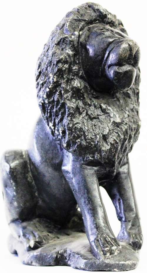 Stunning African stone carving of a lion