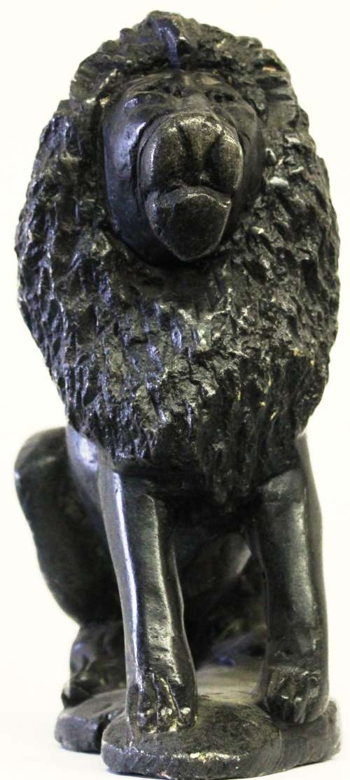 Stunning African stone carving of a lion