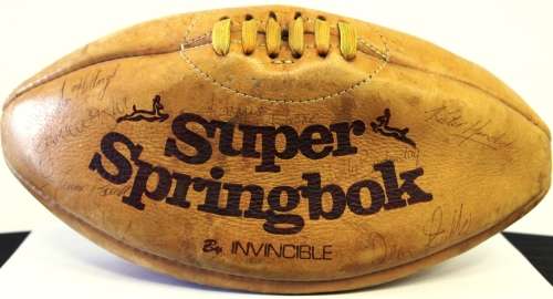 super springbok rugby old lether ball signed no certificate