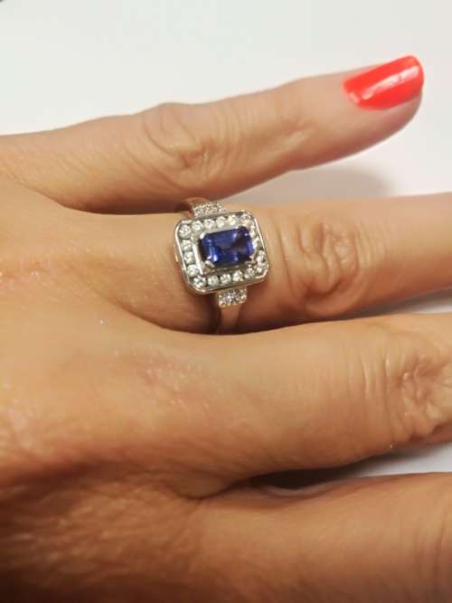 White gold Tanzanite and diamond ring