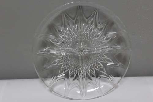 Glass platter with 4 sections