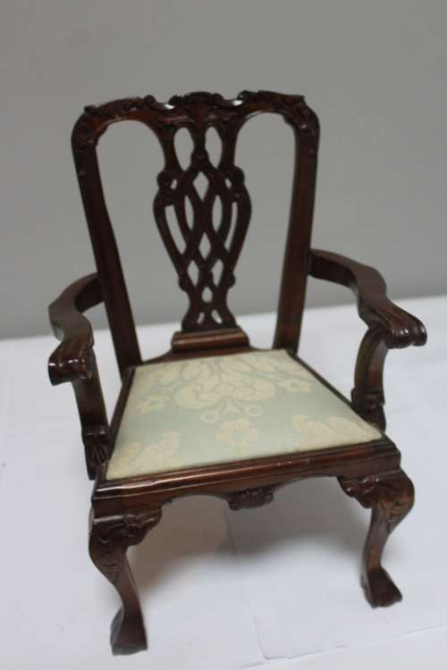 Mini dining room chair