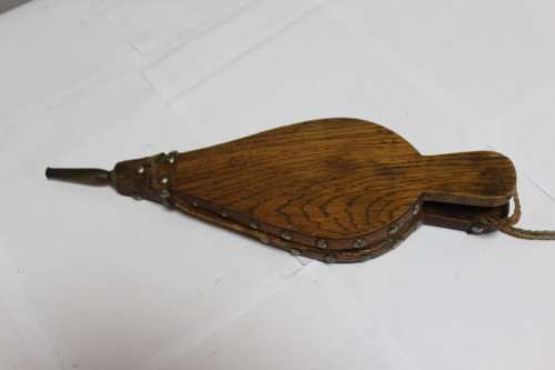 Vintage flame blower for a fire place - doesn't work