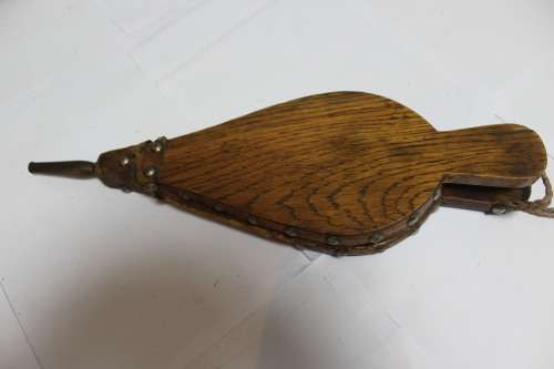 Vintage flame blower for a fire place - doesn't work