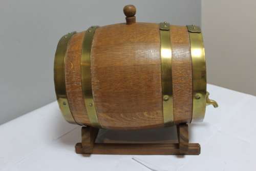 Small wooden wine barrel