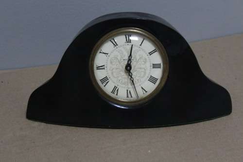 Vintage wind-up clock with alarm