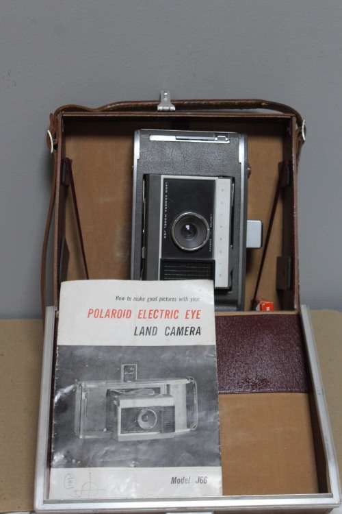 Vintage Polaroid camera c/w case & booklet