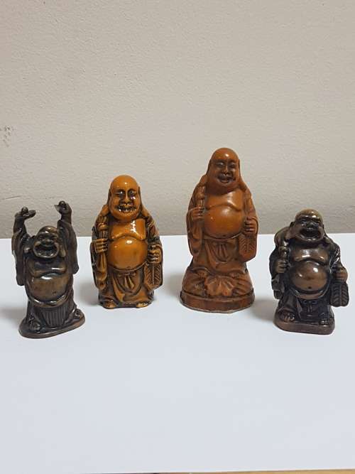 4 x piece Buddha figurine set