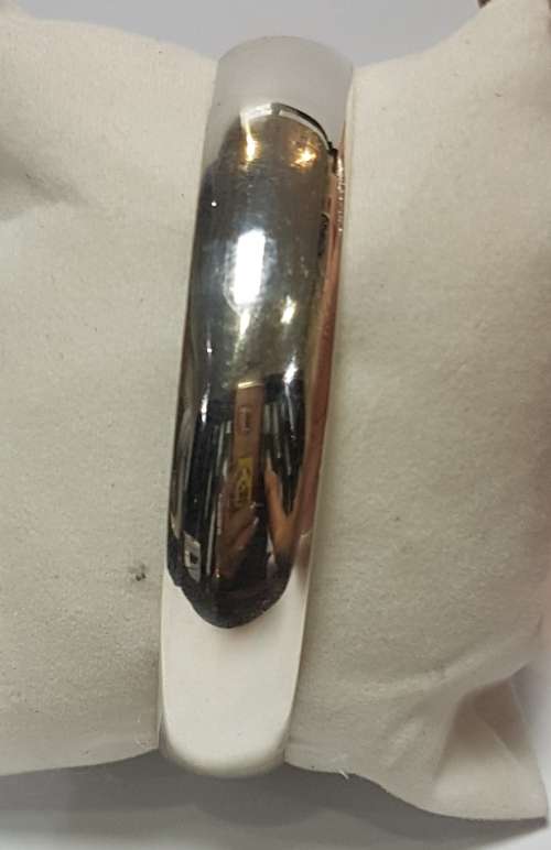 Sterling silver bangle