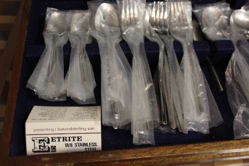 Full 6 piece cutlery set c/w case