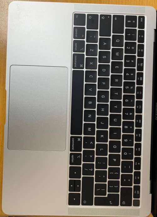 Macbook Air 13 Inch Mid 2019