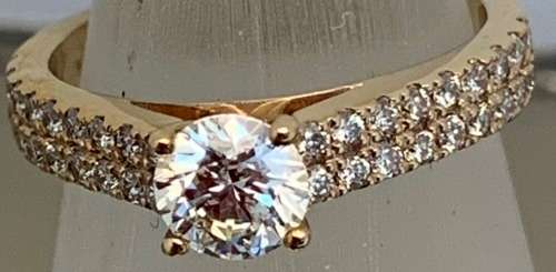 9ct (3.1grams) Yellow Gold Ring with 0.60ct Round Brillant K SI1 with smalls - GIA certificate