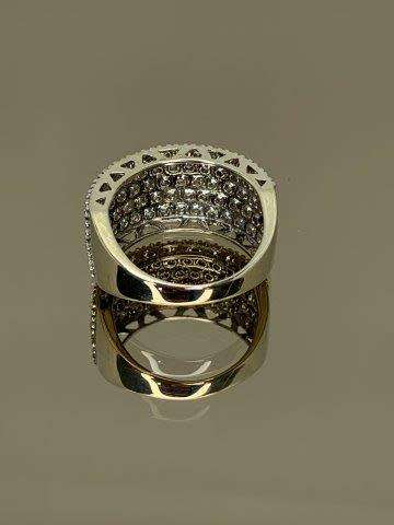 9ct (5.9 grams) White gold 1/2 Cluster Diamond Ring