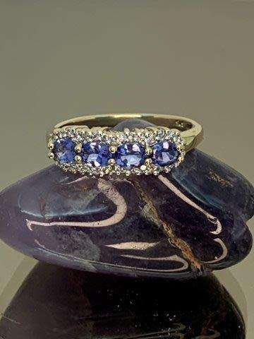9ct (2.2grams) Yellow Gold 4x light tanzanite