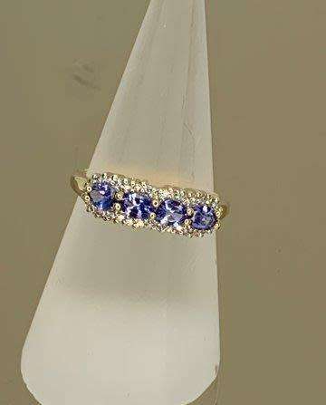 9ct (2.2grams) Yellow Gold 4x light tanzanite
