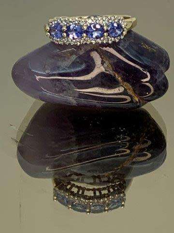 9ct (2.2grams) Yellow Gold 4x light tanzanite