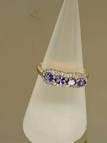 9ct (2.2grams) Yellow Gold 4x light tanzanite