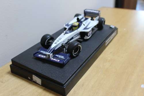 Collectible mini Williams F1 Team - Ralf Shumacher - FW22 - not in mint condition - can be used for