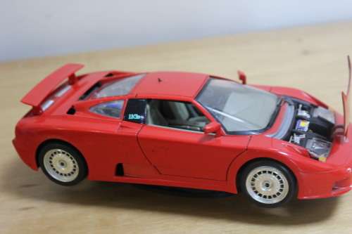 Burago Bugatti EB110 1991 car model
