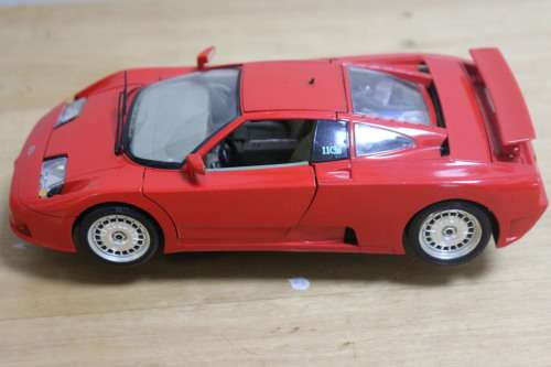 Burago Bugatti EB110 1991 car model
